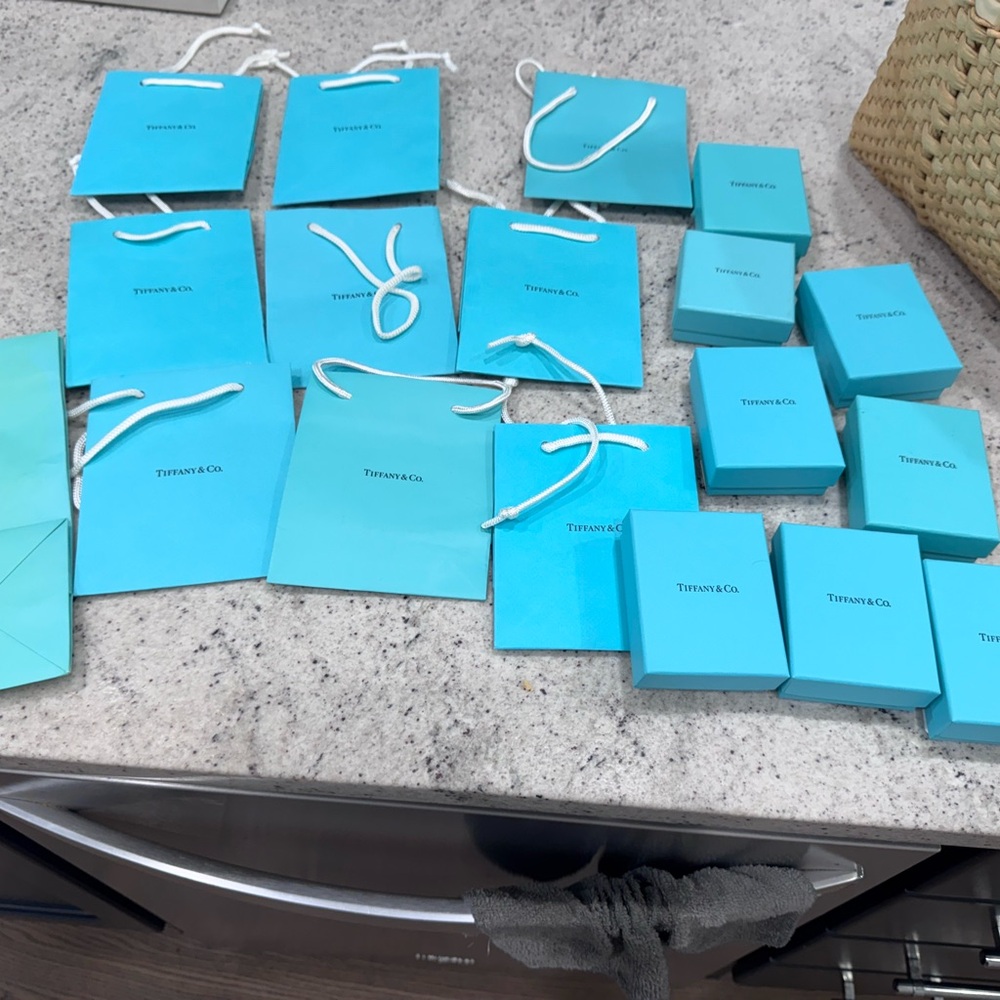 Tiffany & Co. Turquoise Gift Packaging Set